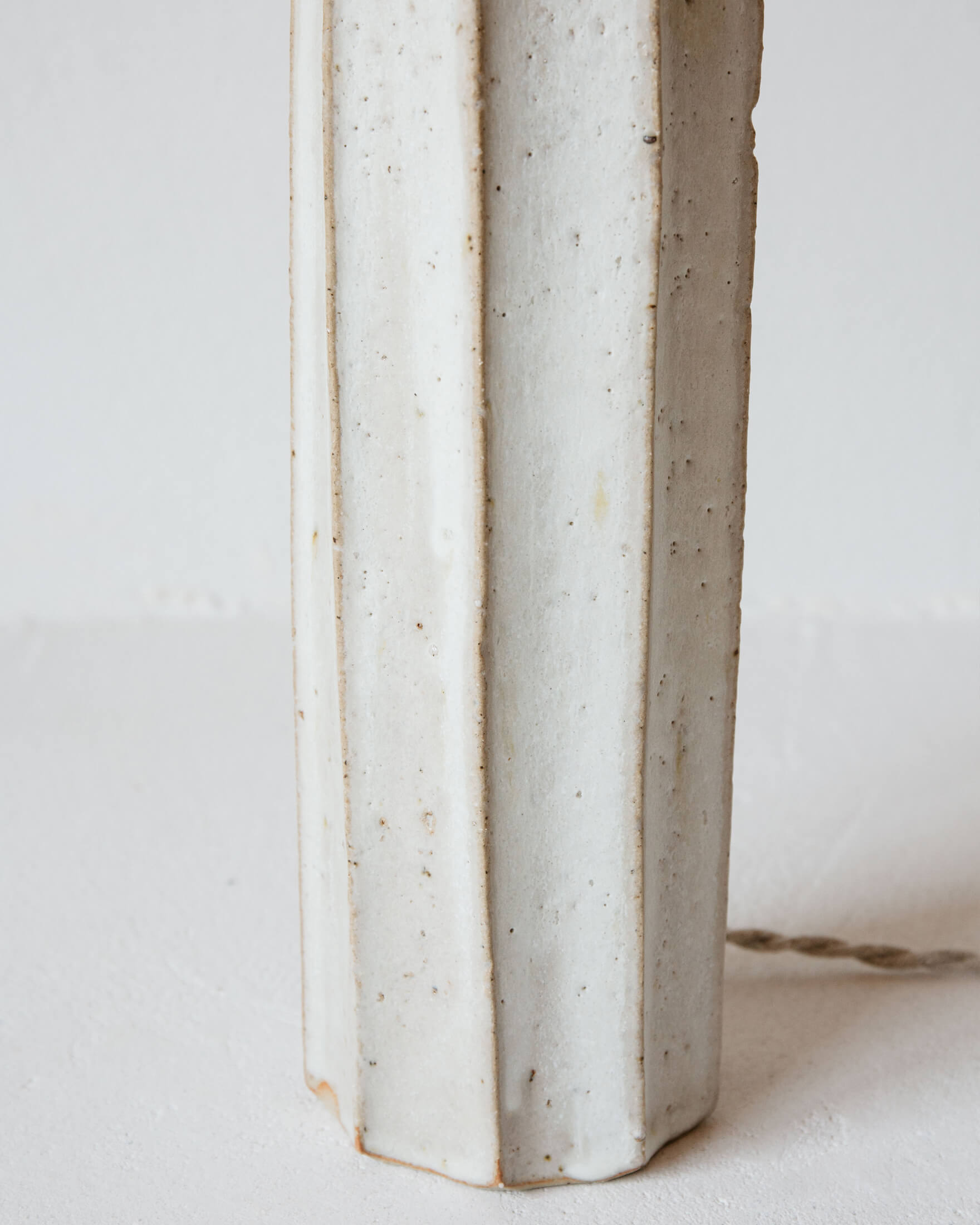 Lampe céramique Halo par Grès Éditions