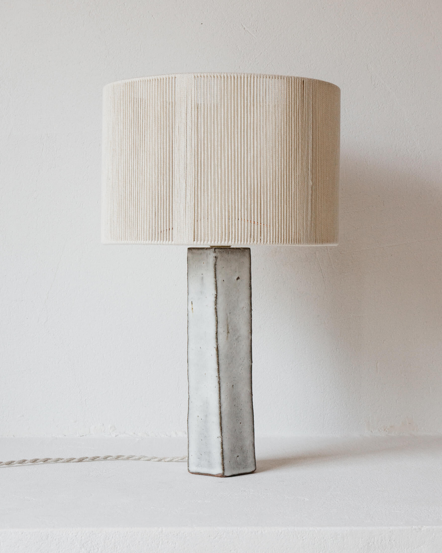 Lampe céramique Phoebe par Grès Éditions