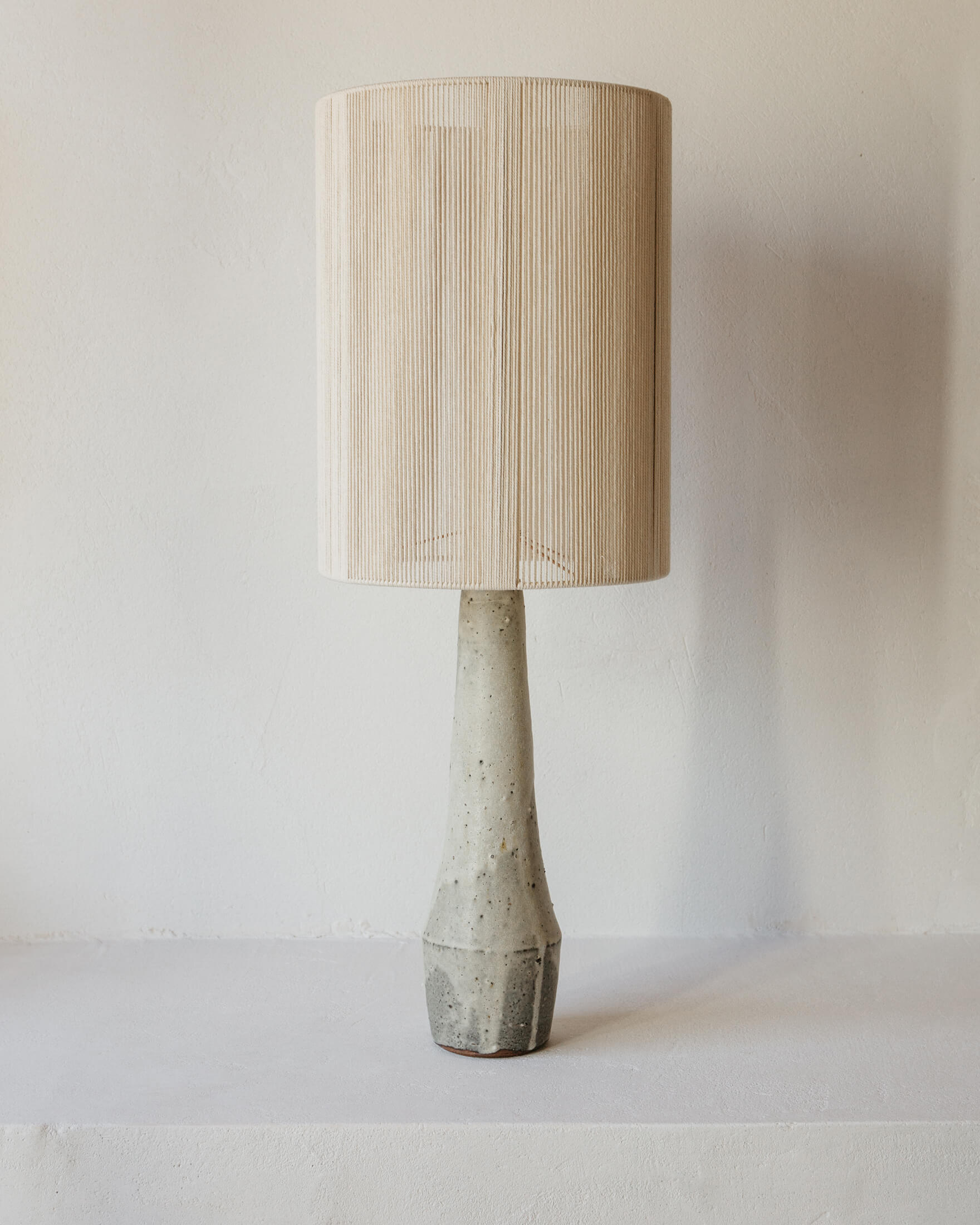 Lampe céramique Solstice par Grès Éditions